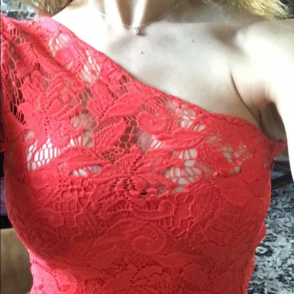 Express Dress - Picture 4 of 4